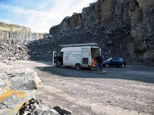 Onze Geo-Mobiel, robuust tot in het hart van de carrière(mits toelating)